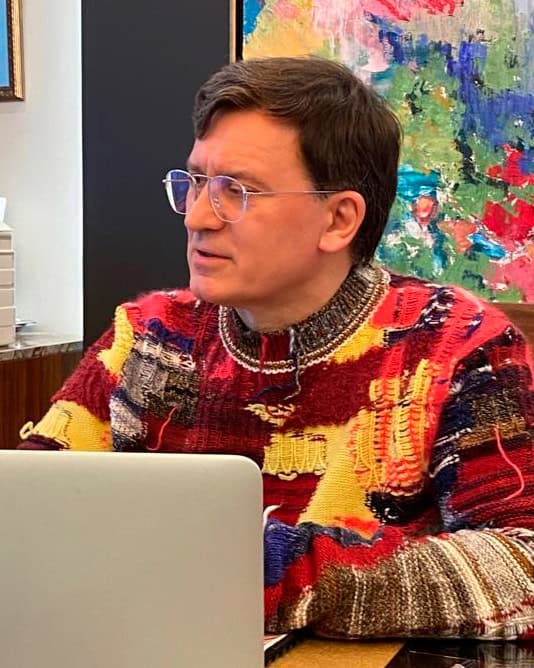 Олег Резников