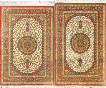 Ковёр Кум 1553 — красный и кремовый, с медальоном