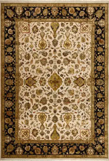 Ковёр Агра 15933 — кремовый и золотистый, с медальоном