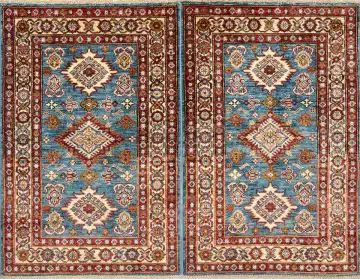 Ковёр Казах 16290 — голубой и красный, с медальоном
