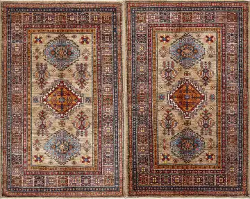 Ковёр Казах 16668 — голубой и красный, с медальоном