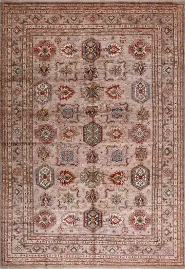Ковёр Казах 17413 — бежевый и красный, с медальоном
