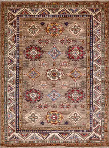 Ковёр Казах 17445 — бежевый и красный, с медальоном