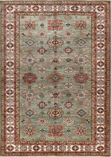 Ковёр Казах 18142 — зелёный и красный, с медальоном