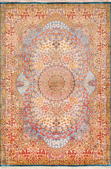 Ковёр Кашмир 18823 — голубой и красный, с медальоном
