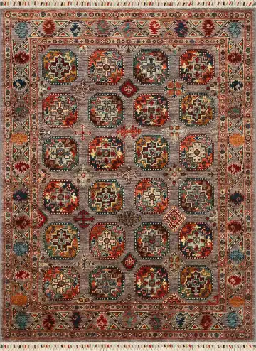 Ковёр Bukhara 4422 — серый и золотистый, с медальоном