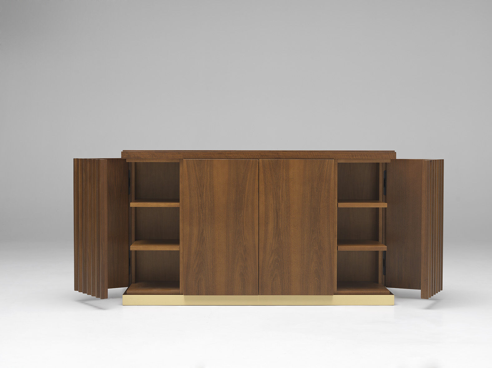 Буфет Design Sideboard With Wood And Gold Finishes — FMF, кадр 2