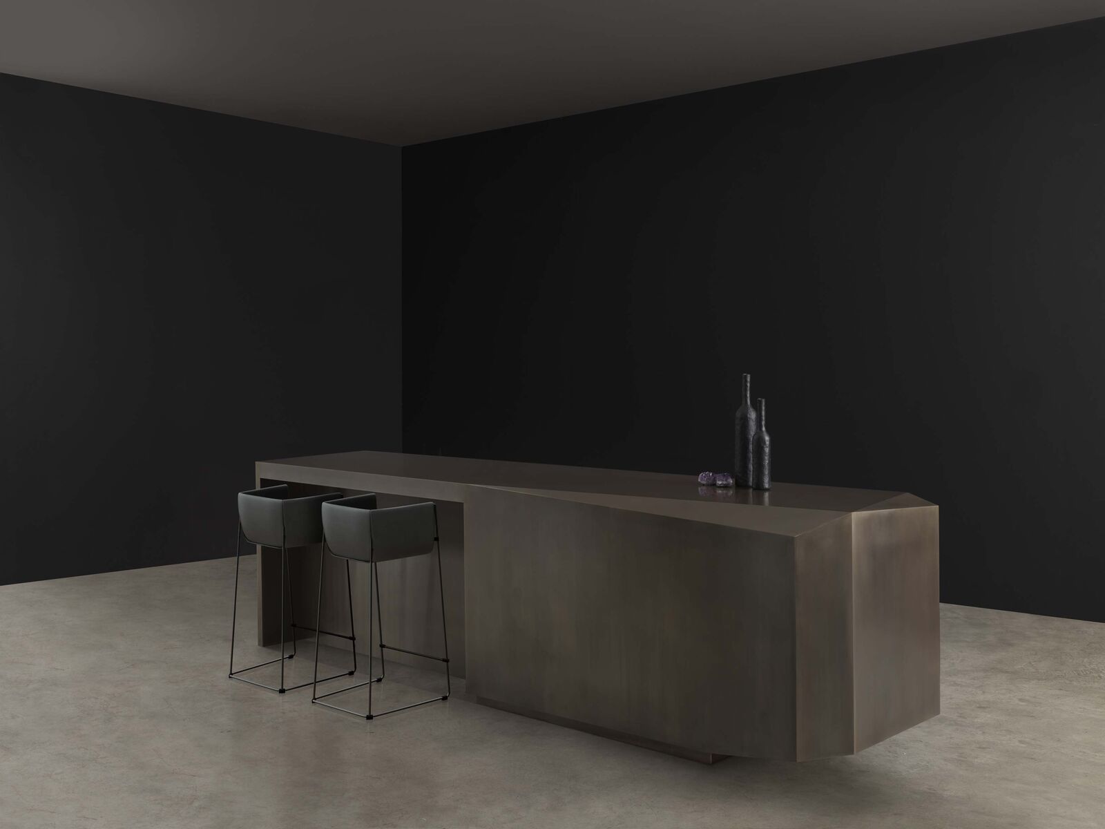 Предмет декора Cristal Island – The Bold Geometry Of Metal, Bathed In Champagne Finish — FMF, кадр 4