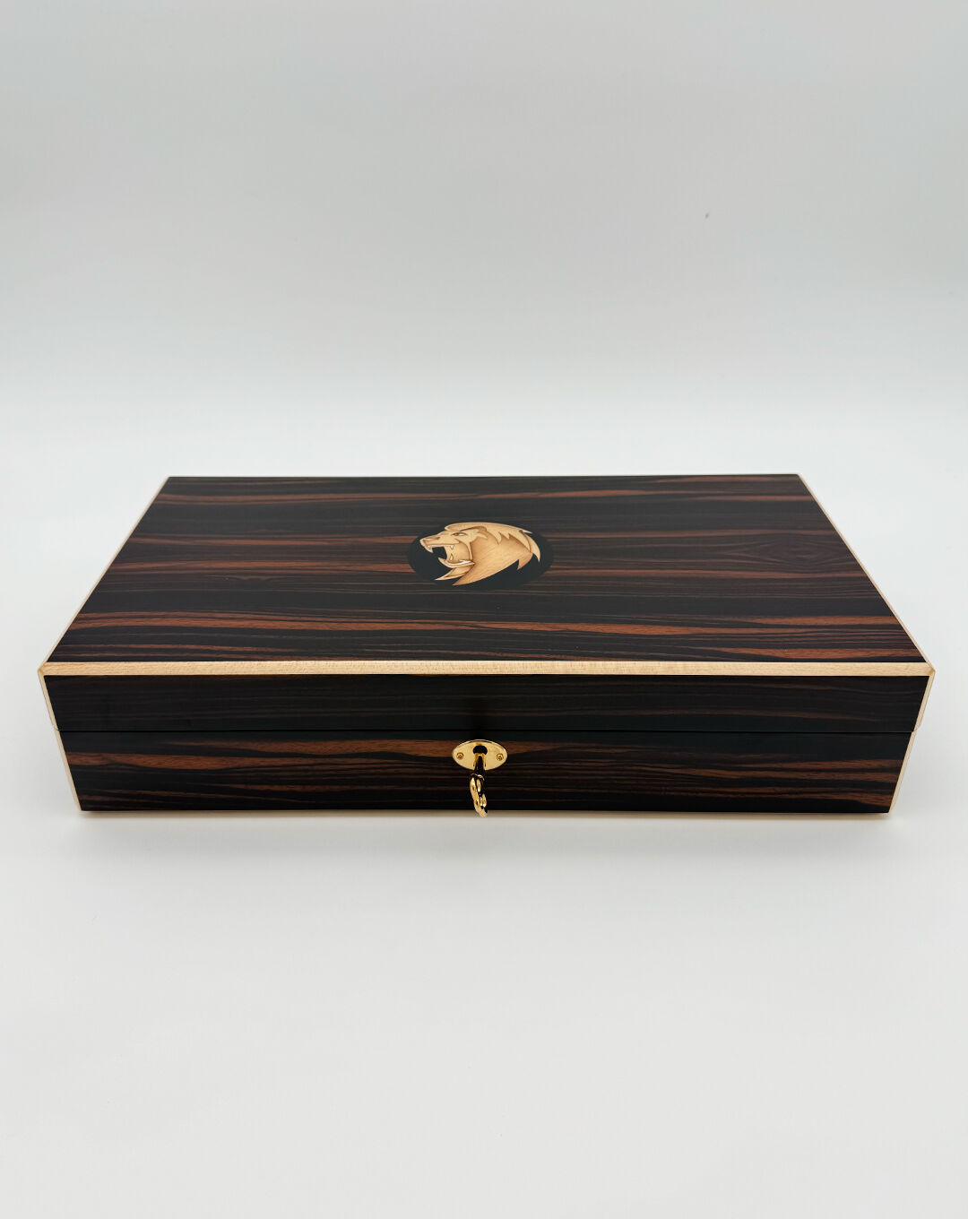 Предмет декора Watch Box: Crafted Luxury In Fine Ebony And Alcantara — FMF, кадр 2