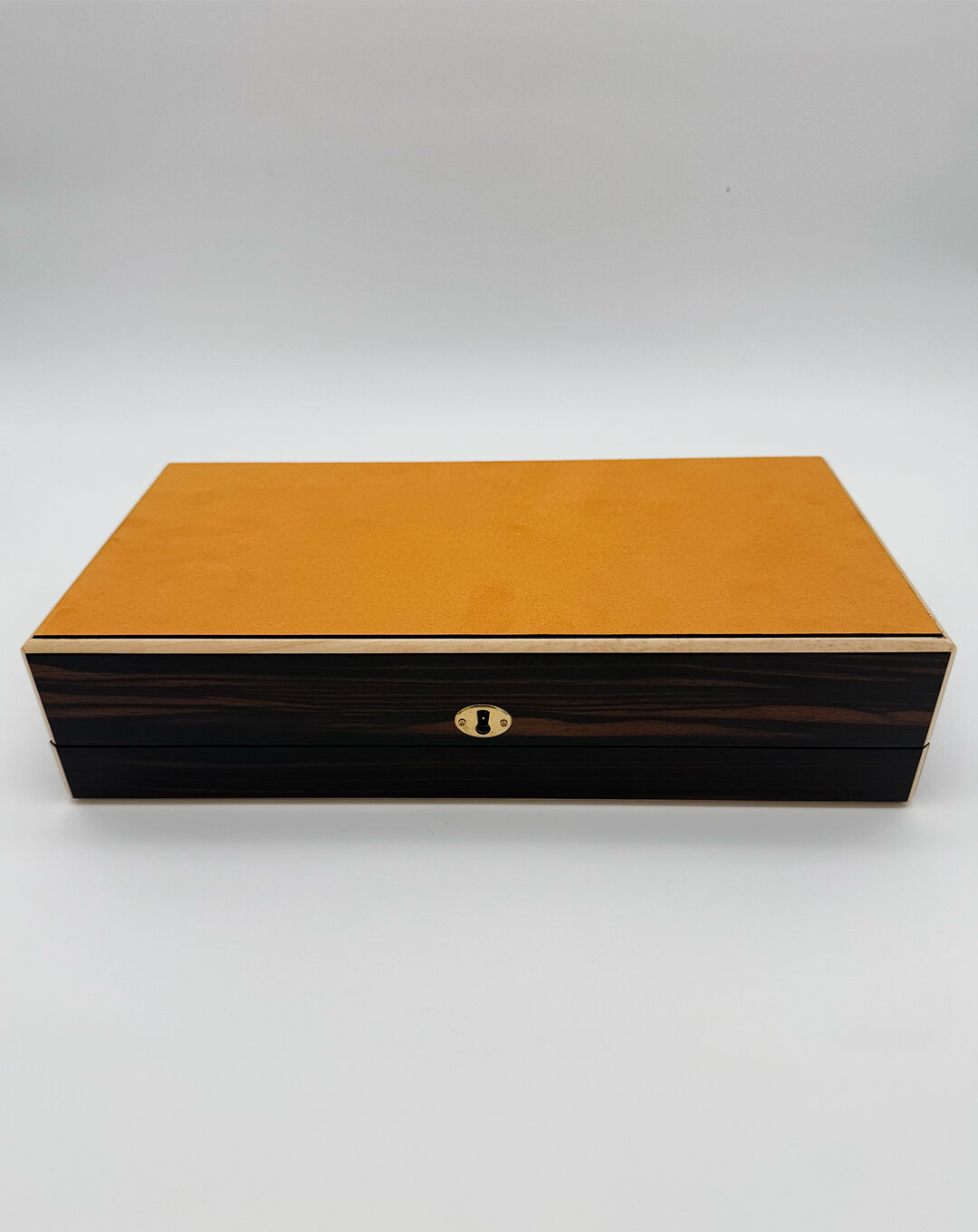 Предмет декора Watch Box: Crafted Luxury In Fine Ebony And Alcantara — FMF, кадр 7