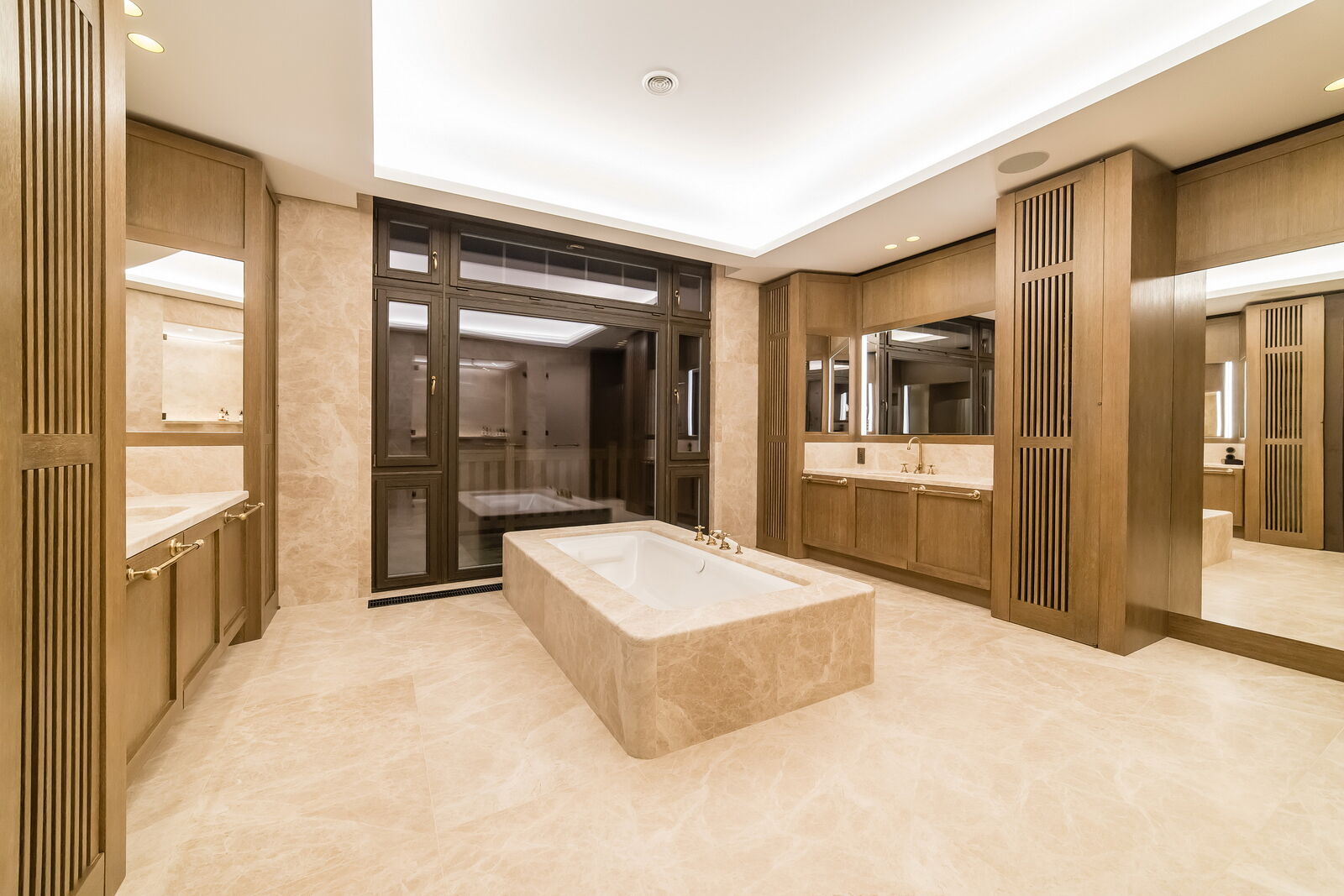 Room sets Modern Bathroom With Wood, Marble And Gold Details — FMF, collection Ванные