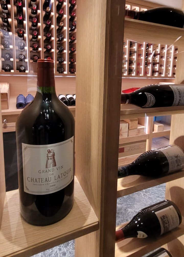 Гарнитур Wine Room In A Prestigious Sushi Restaurant: Taste Bespoke — FMF, кадр 2