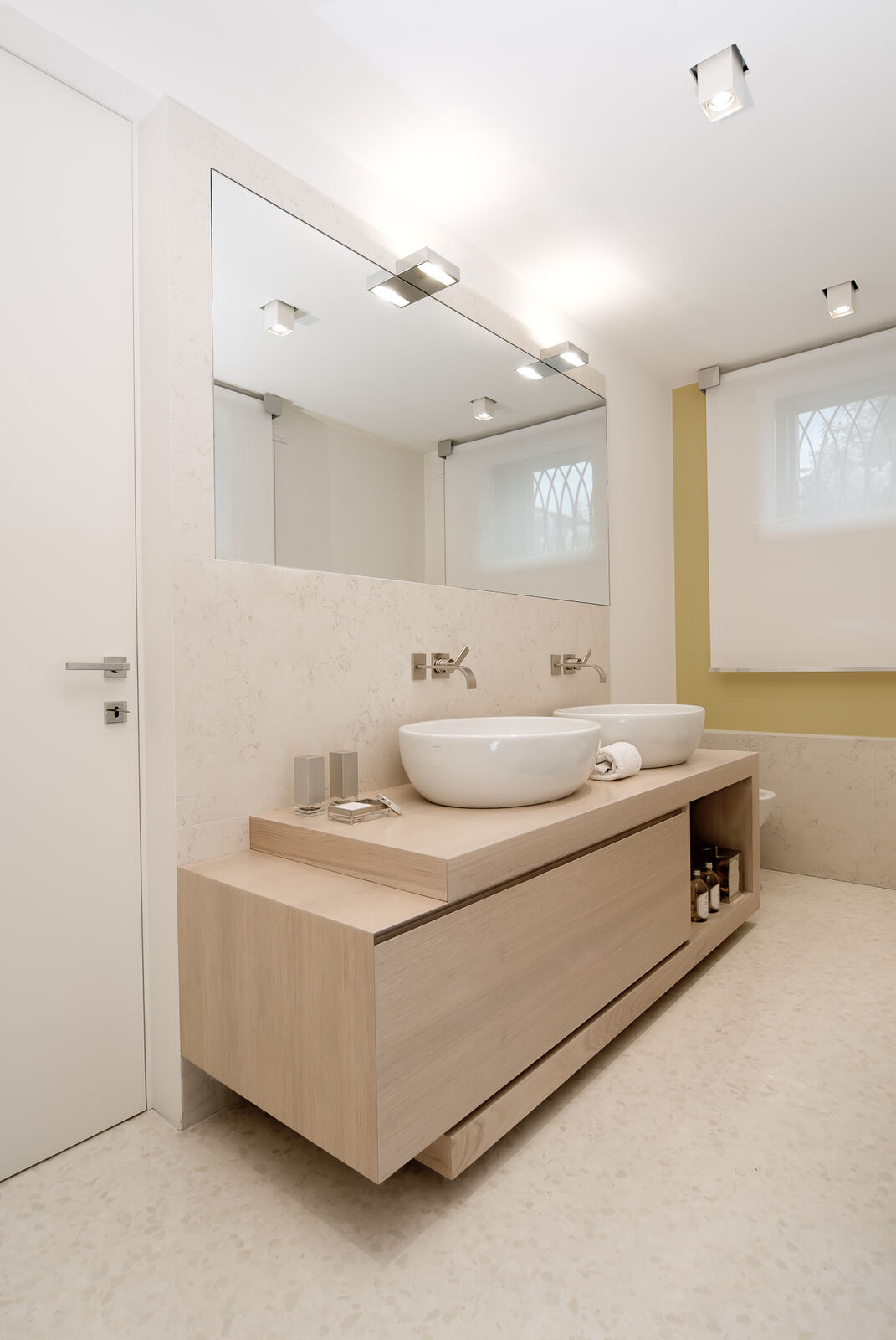 Гарнитур Yellow Bathroom — FMF, кадр 2