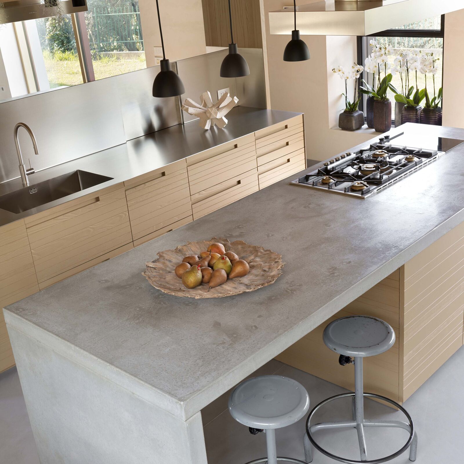 Кухня Amber: A Kitchen Of Warmth, Character, And Contemporary Style — FMF, кадр 5