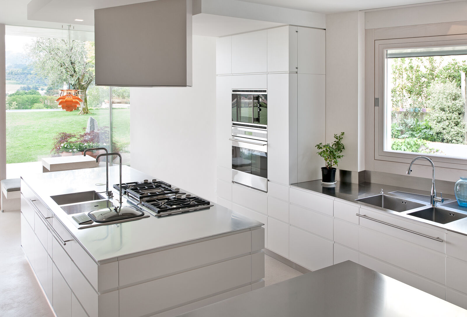 Кухня Bright And Modern Kitchen — FMF, кадр 5