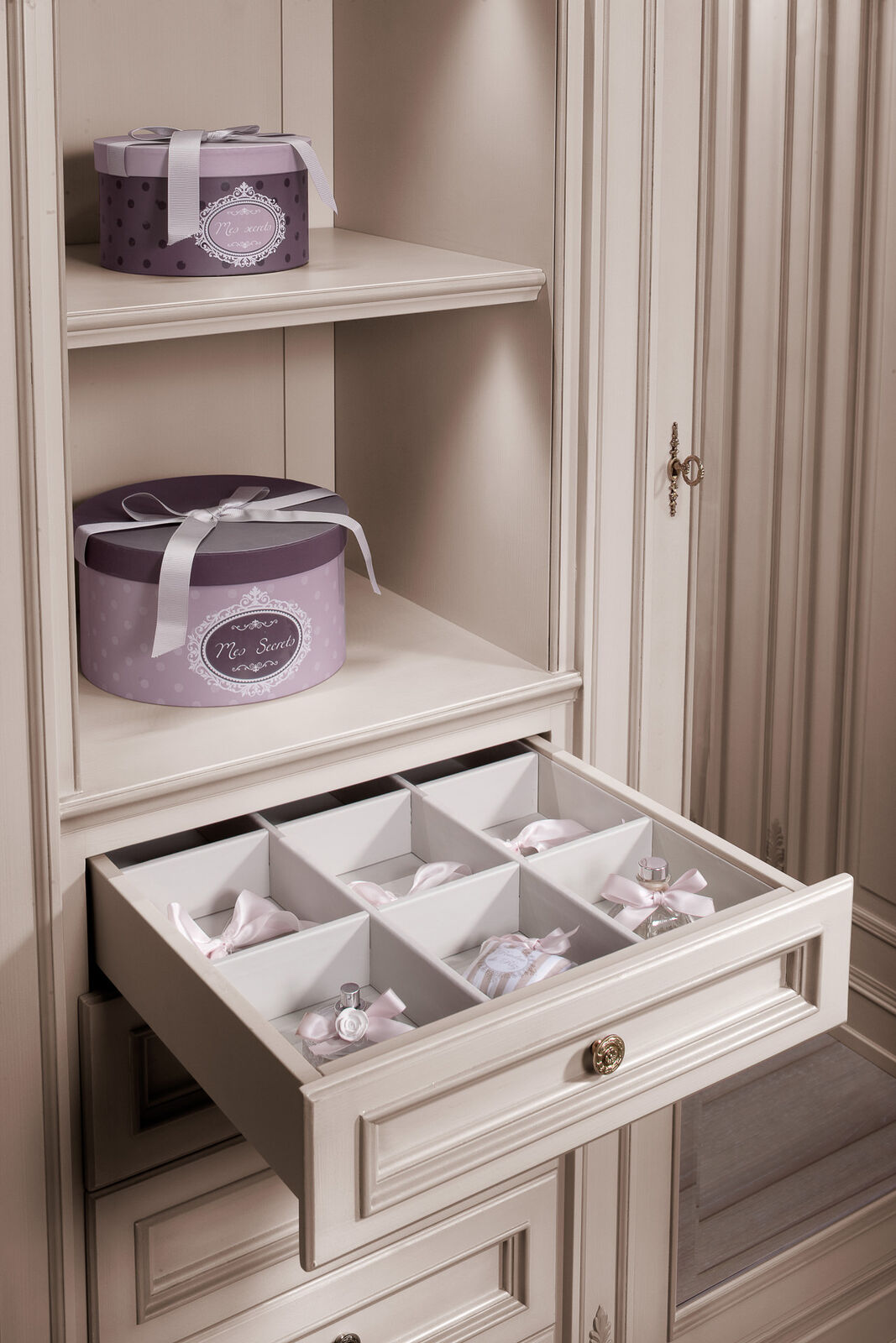 Шкаф Elegant Wardrobe — FMF, кадр 3
