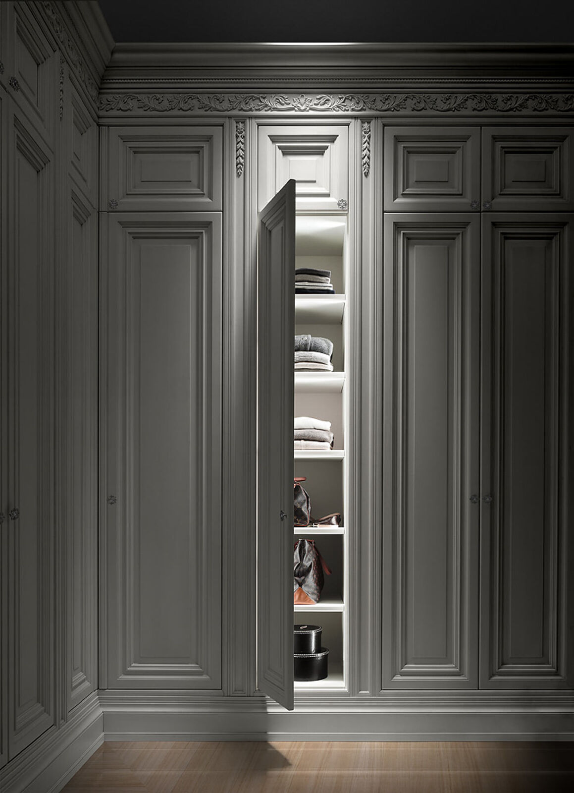 Шкаф White Classic Wardrobe — FMF, кадр 2