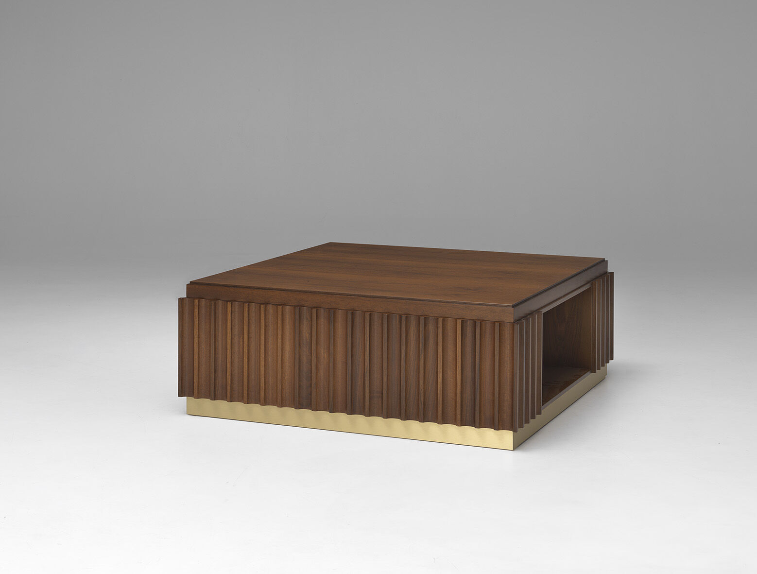 Журнальный стол Wooden Coffee Table With Gold Details — FMF, кадр 4