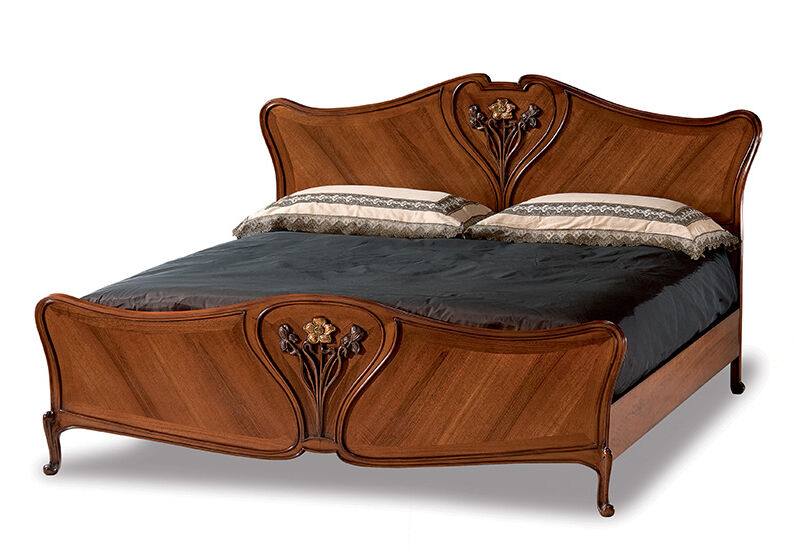 Beds 2042Ll — Medea 1905, collection Heritage