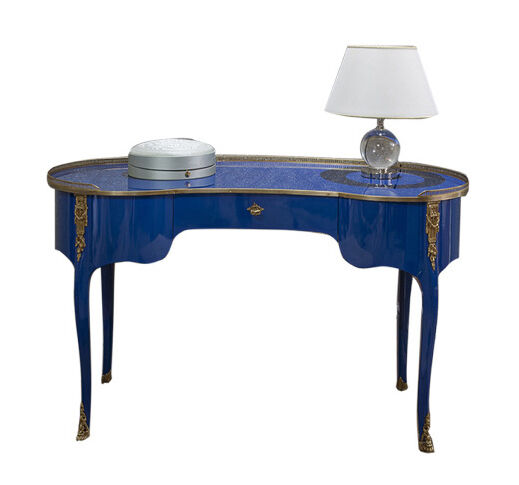 Desks 906L — Medea 1905, collection Heritage