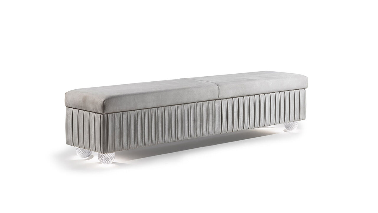 Poufs & benches Plissé — Reflex, collection Glamour