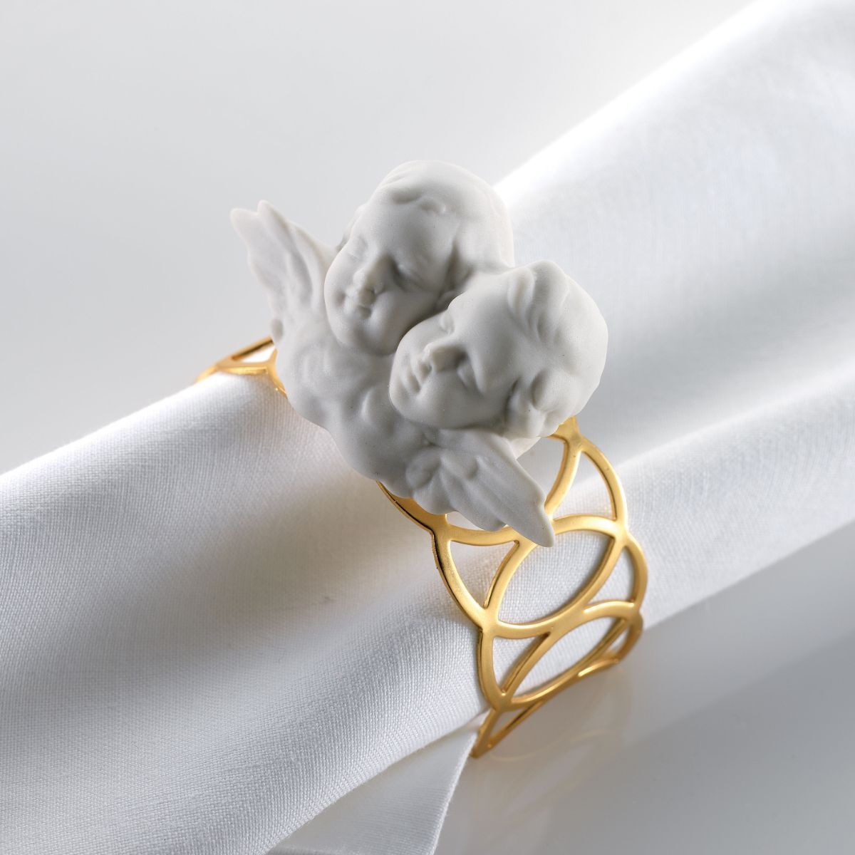 Decor objects Angels Napkin Ring — Villari, collection Посуда