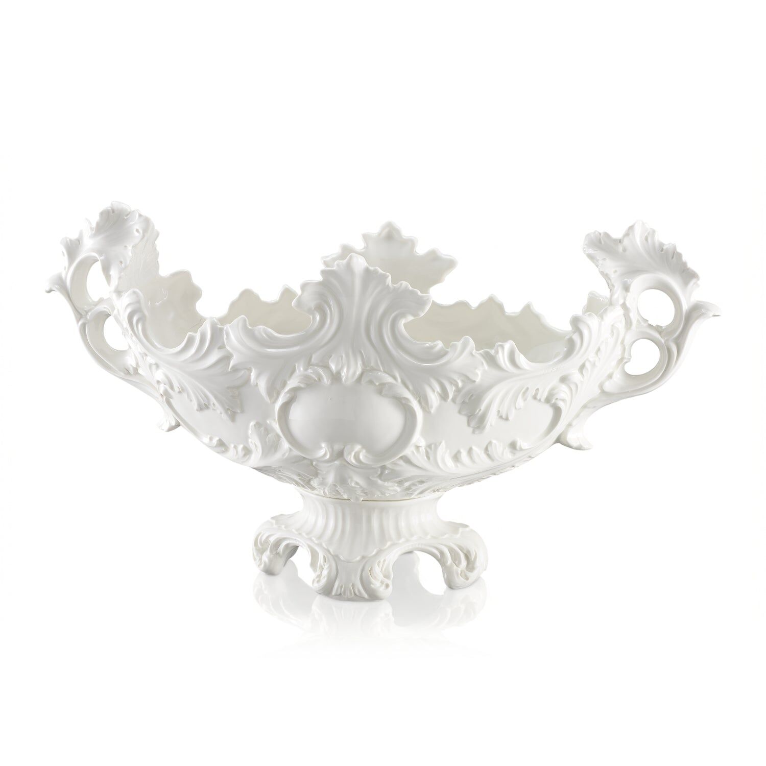 Decor objects Baroque Large Oval Centrepiece - White — Villari, collection Декор