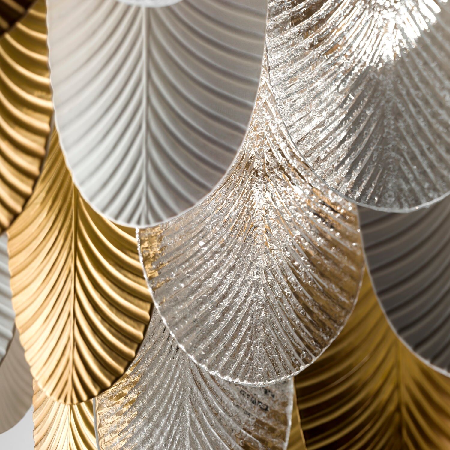 Люстра Peacock Medium Chandelier - 12 Lights - Santorini — Villari, кадр 4