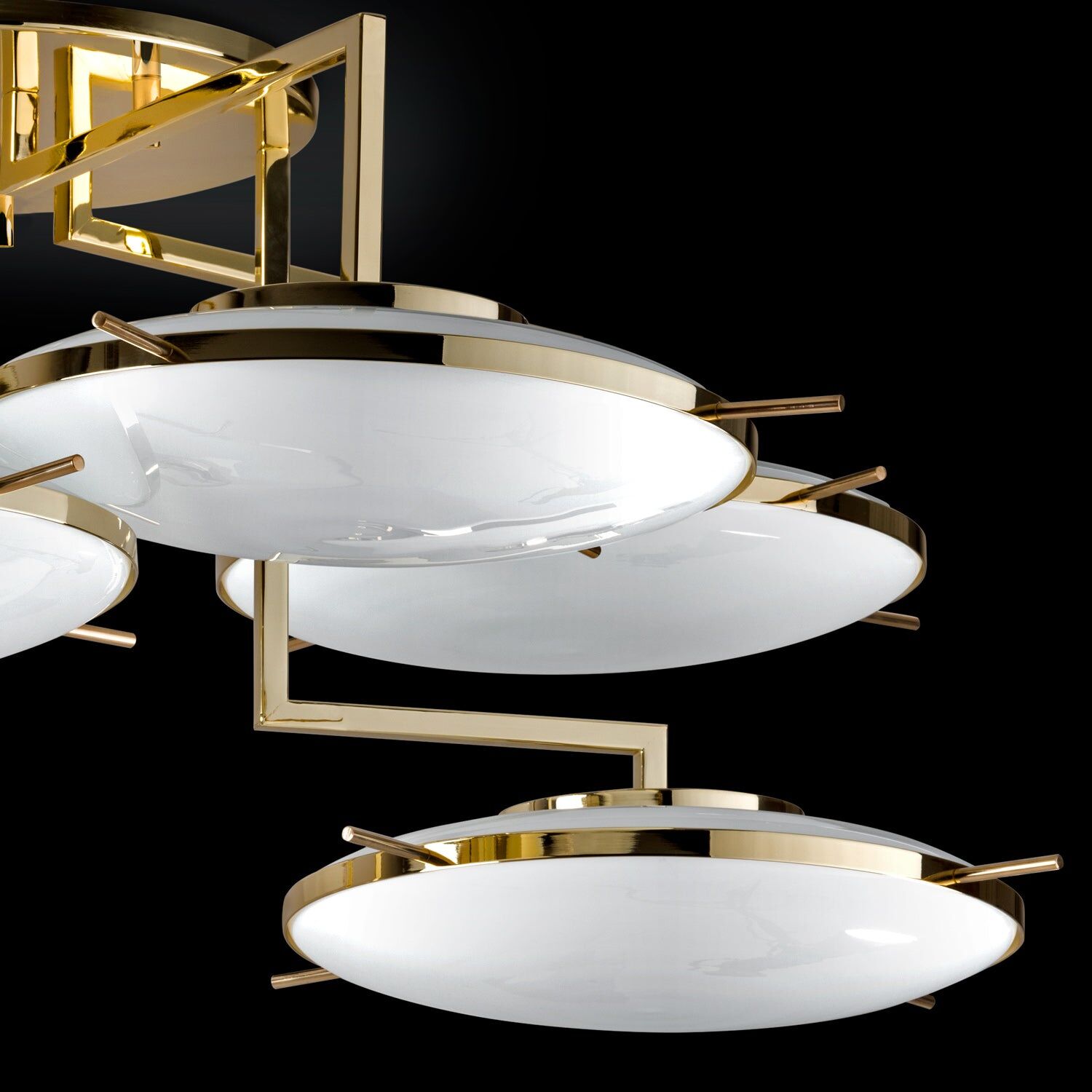 Люстра Venusia Large Chandelier - 16 Lights - Gold — Villari, кадр 3