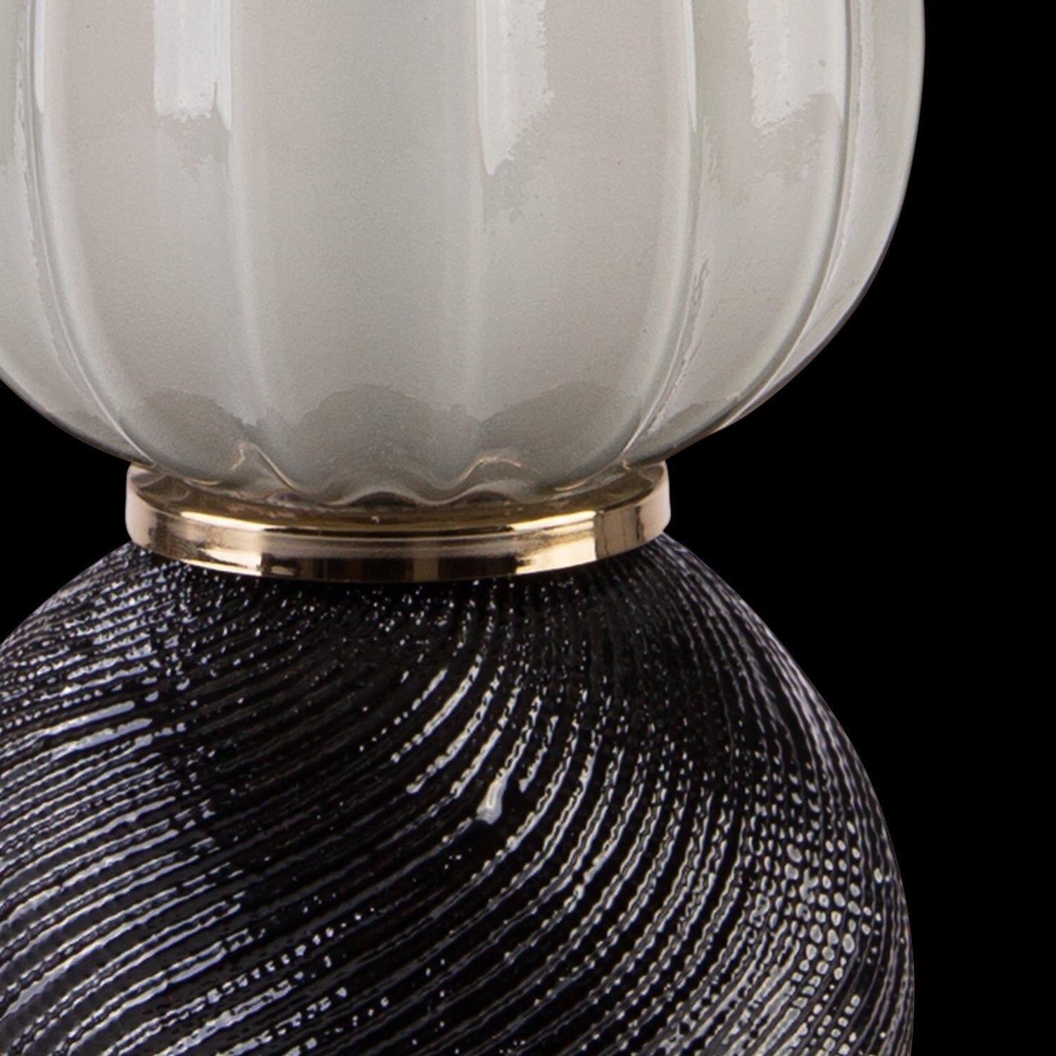 Настольная лампа Ares Table Lamp - Transparent & Black — Villari, кадр 3