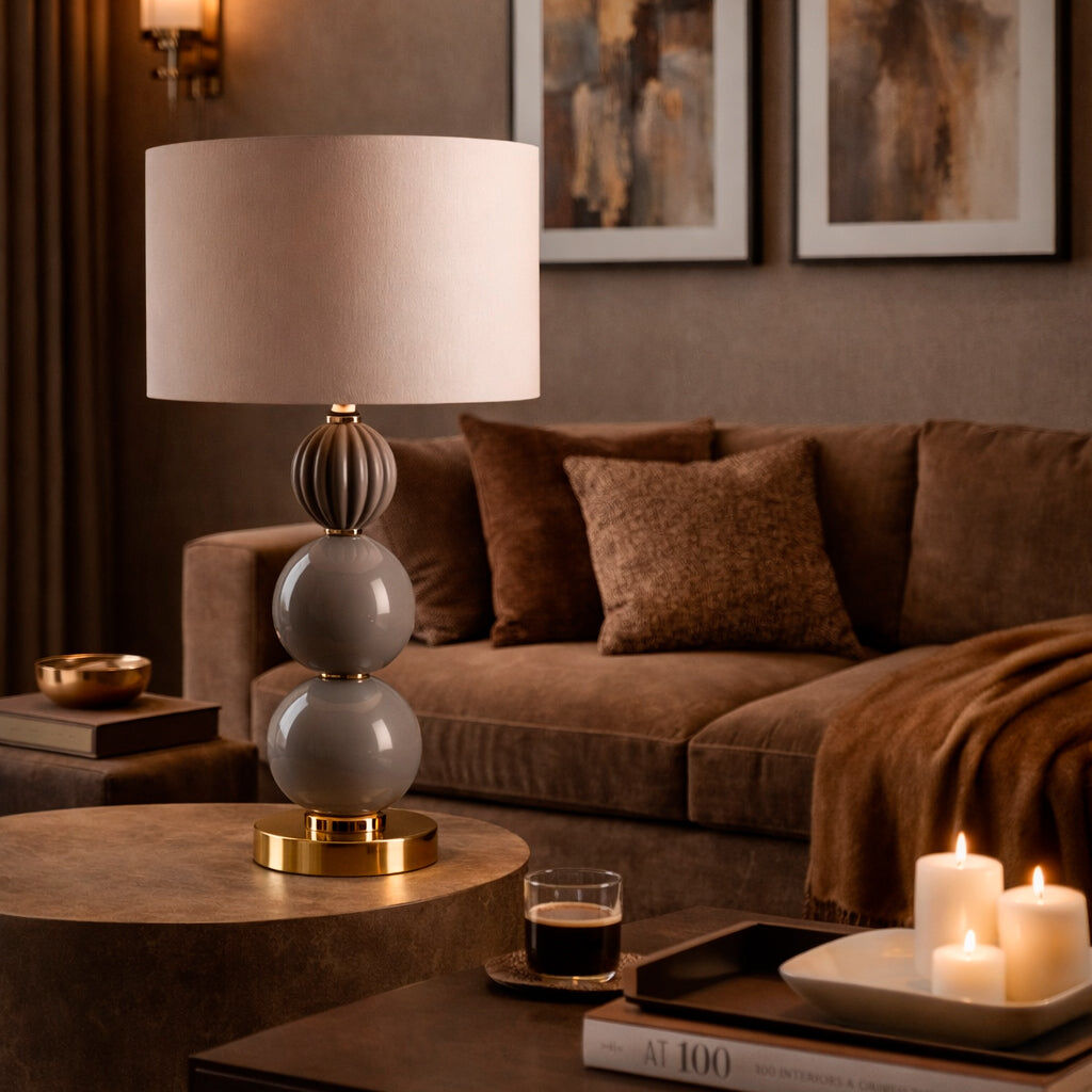 Настольная лампа Lady V Tabacco Table Lamp — Villari, кадр 3