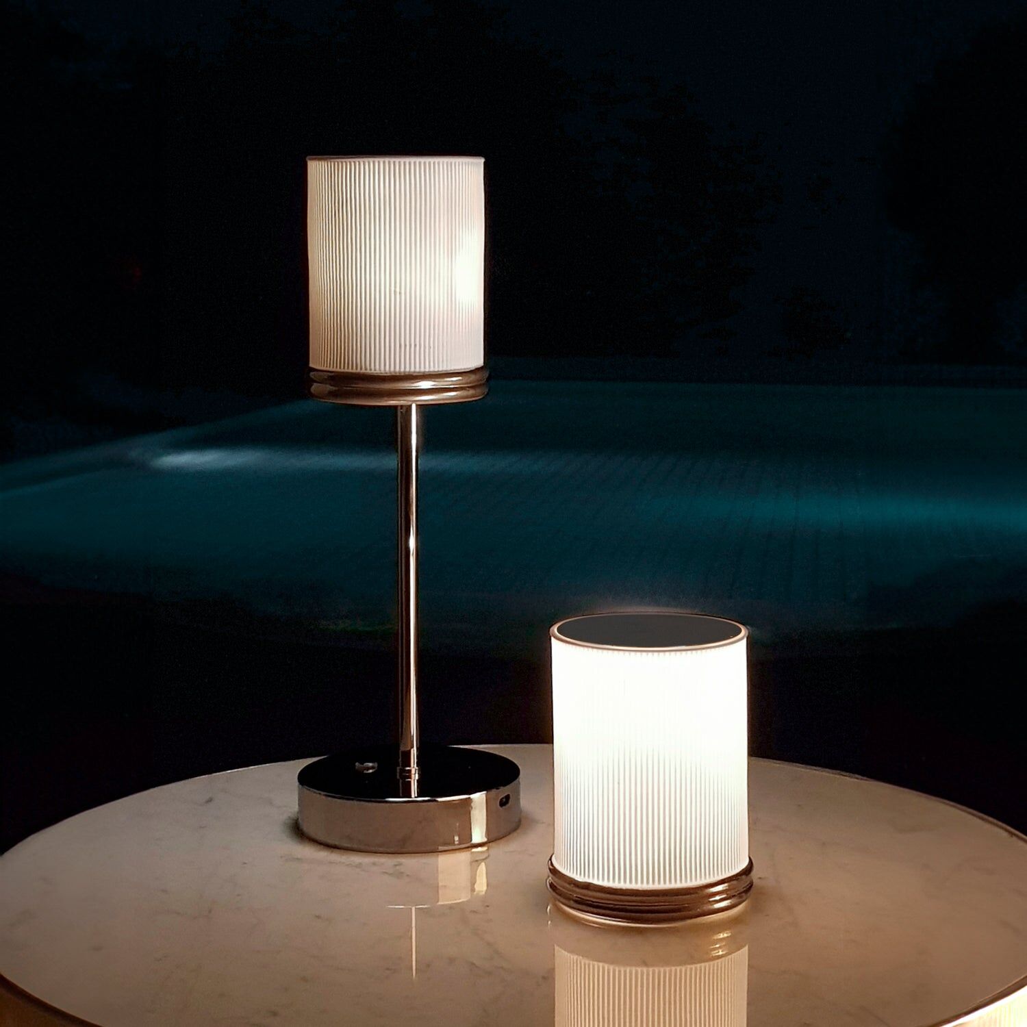 Настольная лампа London Rechargeable Lamp - White & Gold — Villari, кадр 2