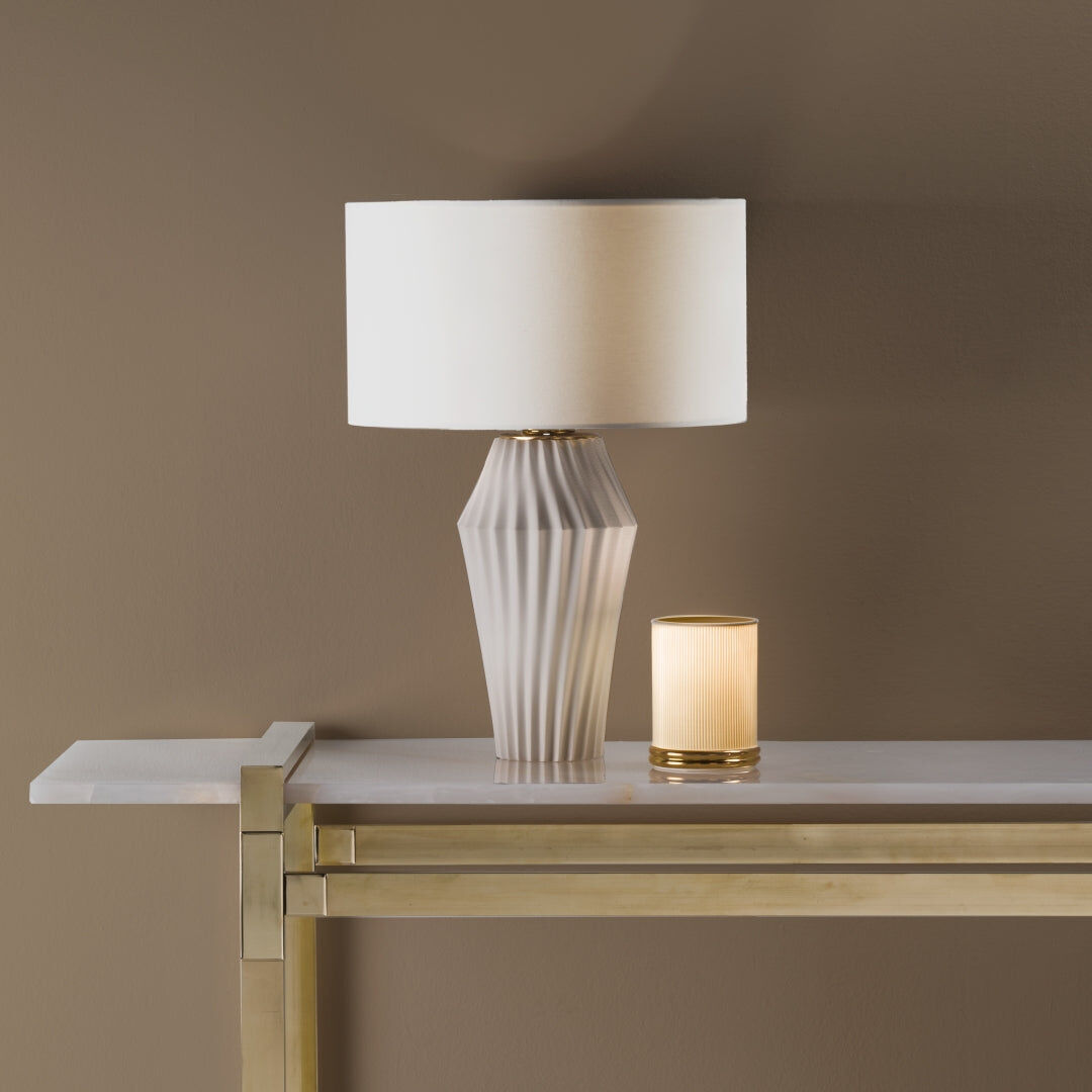 Настольная лампа Vertigo Table Lamp - Matt White — Villari, кадр 2