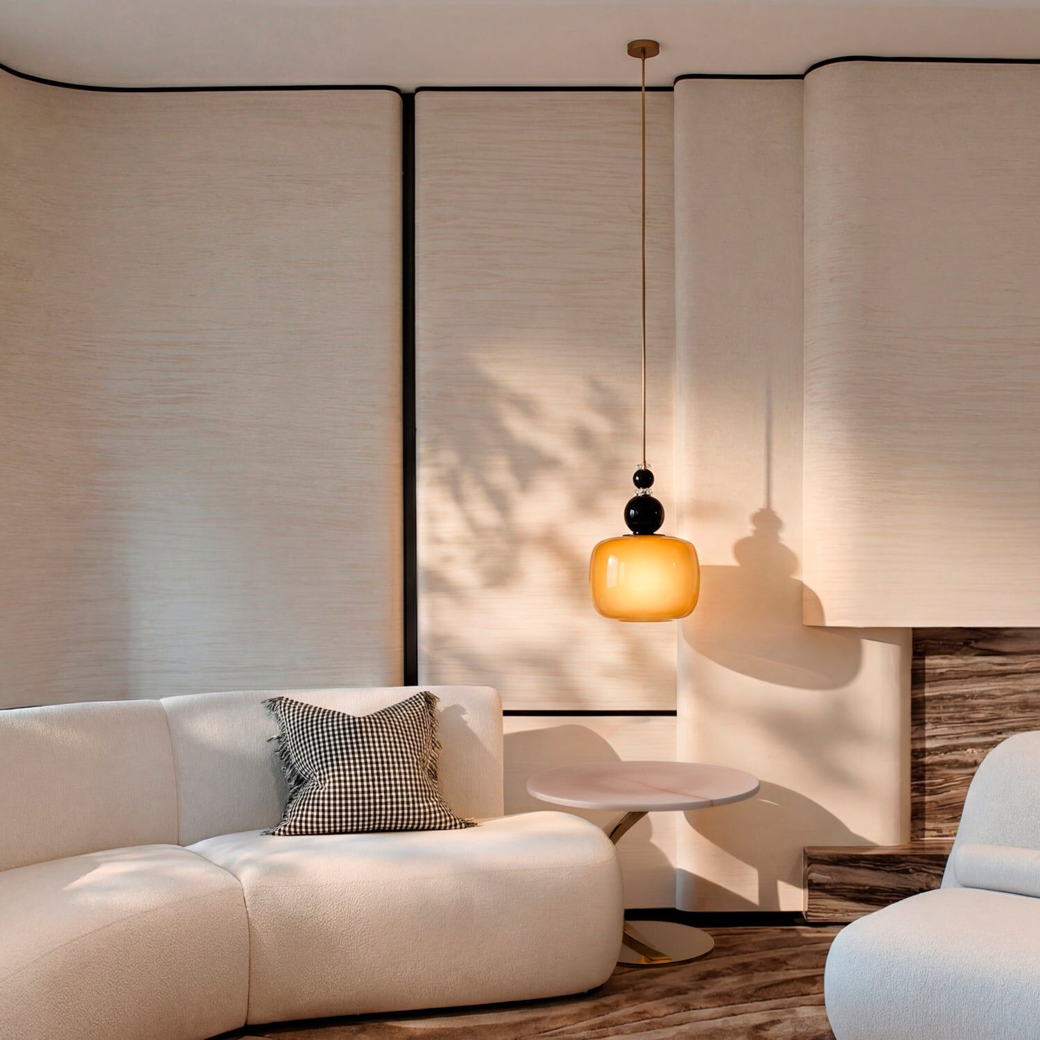 Потолочный светильник 80'S Farrah Pendant Light - Golden & Black — Villari, кадр 2
