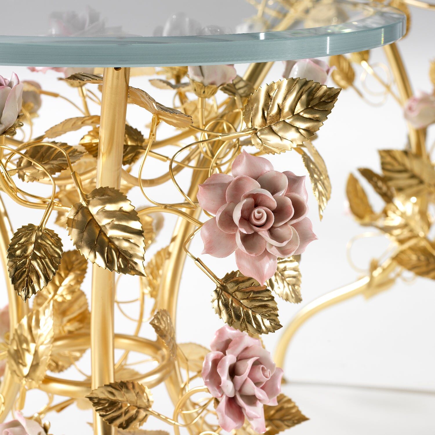 Журнальный стол Maire-Antoinette Coffee Table - Gold & Pink — Villari, кадр 2