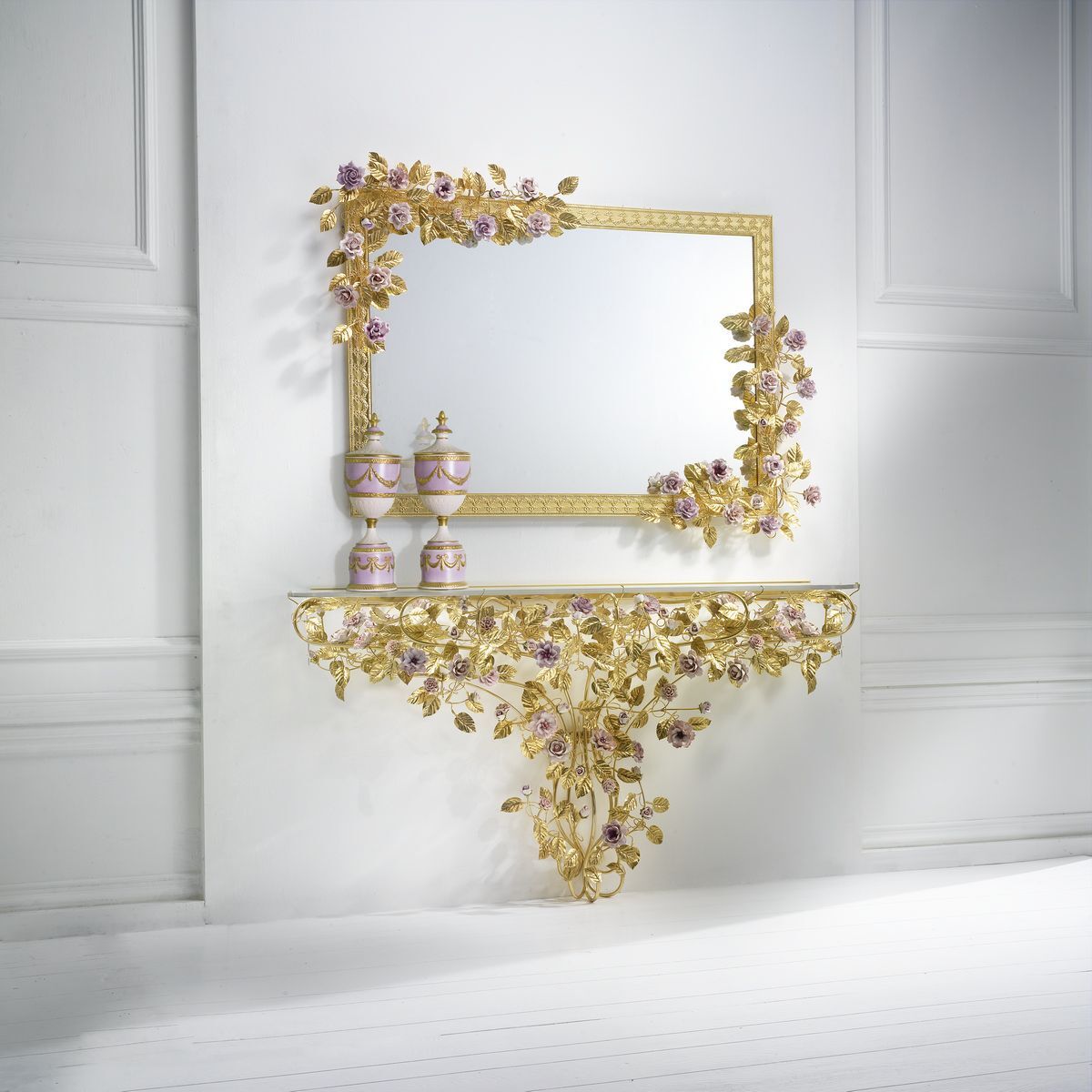 Mirrors Marie Antoinette Large Mirror - Gold & Pink — Villari, collection Мебель
