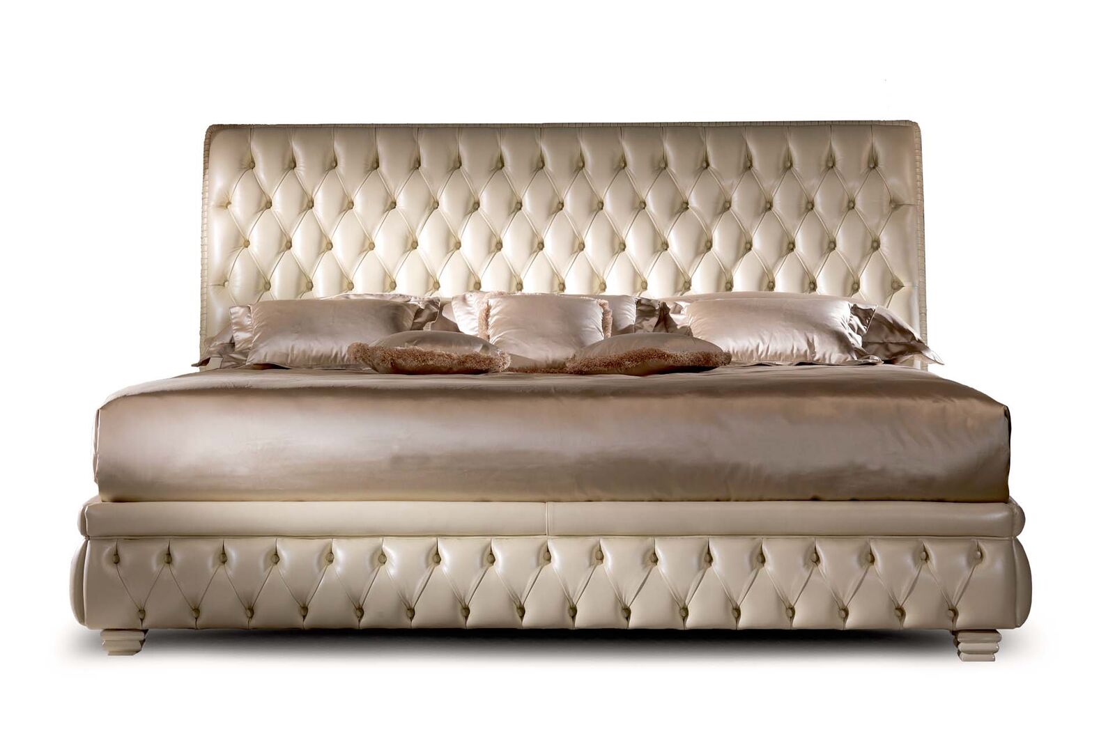Beds Capri — Zanaboni, collection Classic