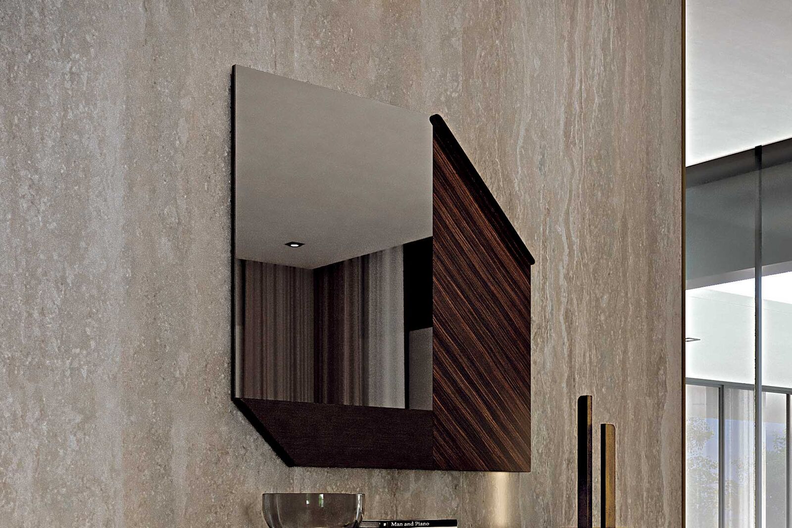 Mirrors Miranda — Zanaboni, collection Edizioni